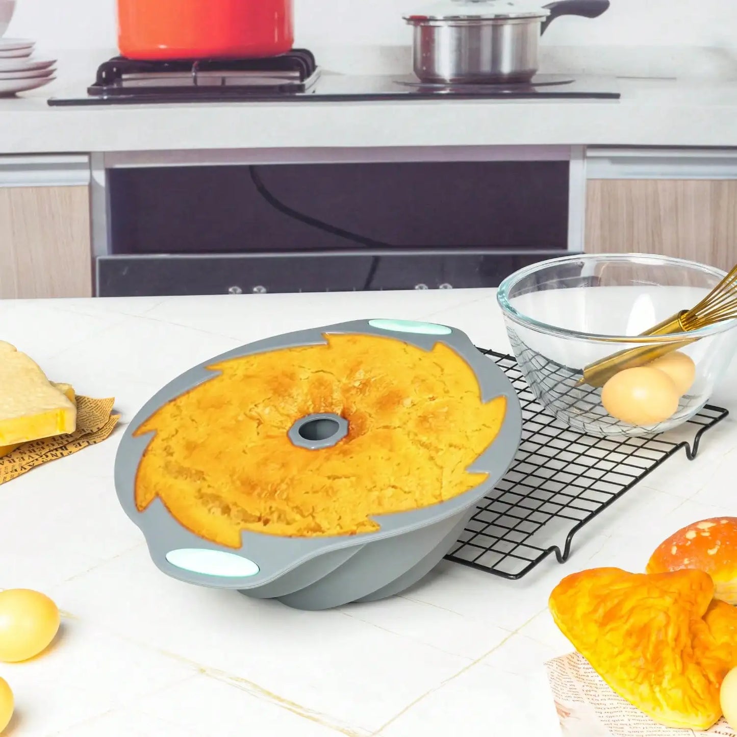 Silicone Cake Pan, Non-Stick Silicone Cake Mold