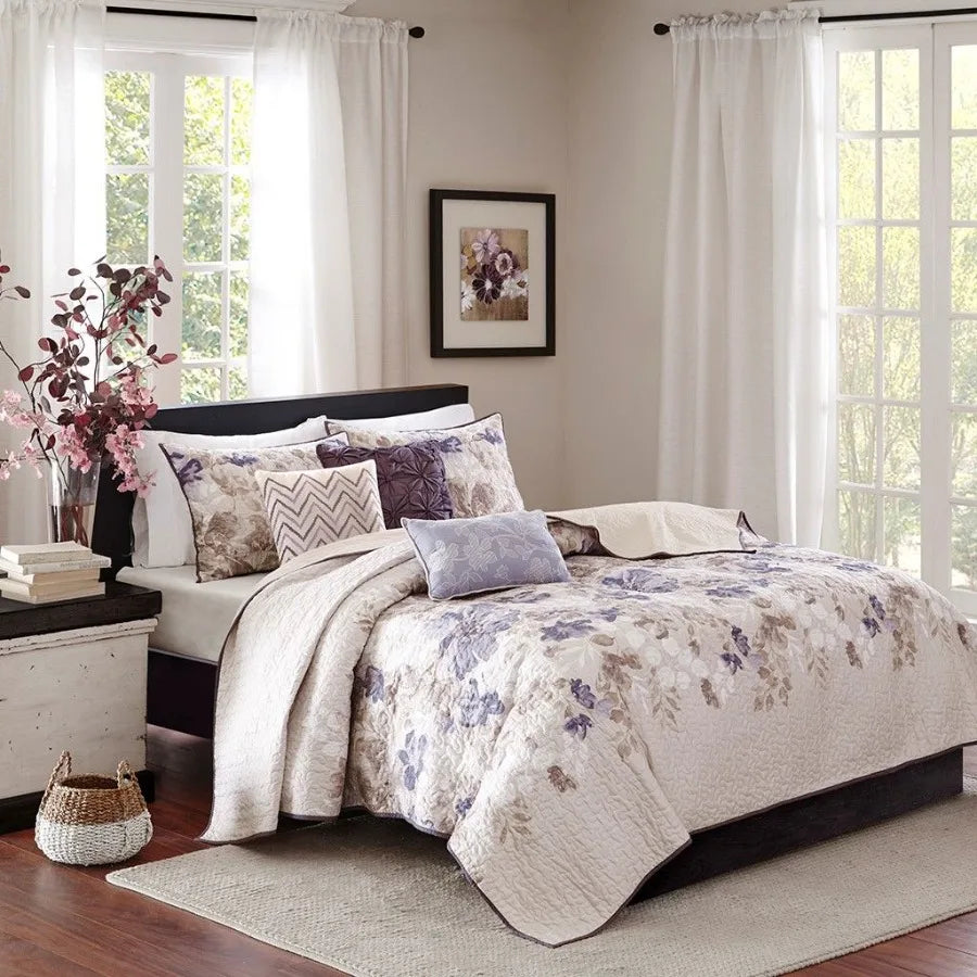 6 Piece Printed Quilt Set with Throw Pillows Taupe Full Queen